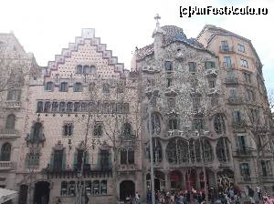 [P07] Casa Batllo (din bus-ul turistic)  » foto by Aurici
 - 
<span class="allrVoted glyphicon glyphicon-heart hidden" id="av611429"></span>
<a class="m-l-10 hidden" id="sv611429" onclick="voting_Foto_DelVot(,611429,1999)" role="button">șterge vot <span class="glyphicon glyphicon-remove"></span></a>
<a id="v9611429" class=" c-red"  onclick="voting_Foto_SetVot(611429)" role="button"><span class="glyphicon glyphicon-heart-empty"></span> <b>LIKE</b> = Votează poza</a> <img class="hidden"  id="f611429W9" src="/imagini/loader.gif" border="0" /><span class="AjErrMes hidden" id="e611429ErM"></span>