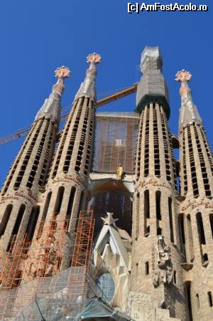 [P45] Barcelona - Sagrada Familia » foto by makuy*
 - 
<span class="allrVoted glyphicon glyphicon-heart hidden" id="av508971"></span>
<a class="m-l-10 hidden" id="sv508971" onclick="voting_Foto_DelVot(,508971,1999)" role="button">șterge vot <span class="glyphicon glyphicon-remove"></span></a>
<a id="v9508971" class=" c-red"  onclick="voting_Foto_SetVot(508971)" role="button"><span class="glyphicon glyphicon-heart-empty"></span> <b>LIKE</b> = Votează poza</a> <img class="hidden"  id="f508971W9" src="/imagini/loader.gif" border="0" /><span class="AjErrMes hidden" id="e508971ErM"></span>