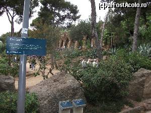 [P04] Parc Guell - intrarea dinspre nord » foto by Mitica49
 - 
<span class="allrVoted glyphicon glyphicon-heart hidden" id="av554321"></span>
<a class="m-l-10 hidden" id="sv554321" onclick="voting_Foto_DelVot(,554321,1999)" role="button">șterge vot <span class="glyphicon glyphicon-remove"></span></a>
<a id="v9554321" class=" c-red"  onclick="voting_Foto_SetVot(554321)" role="button"><span class="glyphicon glyphicon-heart-empty"></span> <b>LIKE</b> = Votează poza</a> <img class="hidden"  id="f554321W9" src="/imagini/loader.gif" border="0" /><span class="AjErrMes hidden" id="e554321ErM"></span>
