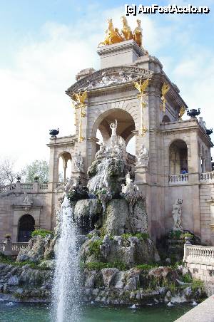 [P36] Cascada din Parc de la Ciutadella - arhitectul Josep Fontsere l-a avut ca asistent pe Antoni Gaudi » foto by cdiana
 - 
<span class="allrVoted glyphicon glyphicon-heart hidden" id="av432613"></span>
<a class="m-l-10 hidden" id="sv432613" onclick="voting_Foto_DelVot(,432613,1999)" role="button">șterge vot <span class="glyphicon glyphicon-remove"></span></a>
<a id="v9432613" class=" c-red"  onclick="voting_Foto_SetVot(432613)" role="button"><span class="glyphicon glyphicon-heart-empty"></span> <b>LIKE</b> = Votează poza</a> <img class="hidden"  id="f432613W9" src="/imagini/loader.gif" border="0" /><span class="AjErrMes hidden" id="e432613ErM"></span>