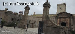 [P03] 03. Intrarea în castel este spectaculoasă. » foto by msnd
 - 
<span class="allrVoted glyphicon glyphicon-heart hidden" id="av1451310"></span>
<a class="m-l-10 hidden" id="sv1451310" onclick="voting_Foto_DelVot(,1451310,1999)" role="button">șterge vot <span class="glyphicon glyphicon-remove"></span></a>
<a id="v91451310" class=" c-red"  onclick="voting_Foto_SetVot(1451310)" role="button"><span class="glyphicon glyphicon-heart-empty"></span> <b>LIKE</b> = Votează poza</a> <img class="hidden"  id="f1451310W9" src="/imagini/loader.gif" border="0" /><span class="AjErrMes hidden" id="e1451310ErM"></span>