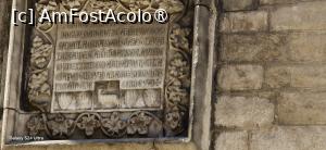 [P08] 8. Placa de pe această fațadă, care, pare-se indică faptul că „piatra de fundație” a fost pusă de regele Alfonso al IV-lea în 13 martie 1329. » foto by msnd
 - 
<span class="allrVoted glyphicon glyphicon-heart hidden" id="av1462305"></span>
<a class="m-l-10 hidden" id="sv1462305" onclick="voting_Foto_DelVot(,1462305,1999)" role="button">șterge vot <span class="glyphicon glyphicon-remove"></span></a>
<a id="v91462305" class=" c-red"  onclick="voting_Foto_SetVot(1462305)" role="button"><span class="glyphicon glyphicon-heart-empty"></span> <b>LIKE</b> = Votează poza</a> <img class="hidden"  id="f1462305W9" src="/imagini/loader.gif" border="0" /><span class="AjErrMes hidden" id="e1462305ErM"></span>