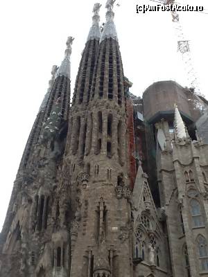 [P17] Sagrada Famillia » foto by Coca Dosky
 - 
<span class="allrVoted glyphicon glyphicon-heart hidden" id="av688619"></span>
<a class="m-l-10 hidden" id="sv688619" onclick="voting_Foto_DelVot(,688619,1999)" role="button">șterge vot <span class="glyphicon glyphicon-remove"></span></a>
<a id="v9688619" class=" c-red"  onclick="voting_Foto_SetVot(688619)" role="button"><span class="glyphicon glyphicon-heart-empty"></span> <b>LIKE</b> = Votează poza</a> <img class="hidden"  id="f688619W9" src="/imagini/loader.gif" border="0" /><span class="AjErrMes hidden" id="e688619ErM"></span>