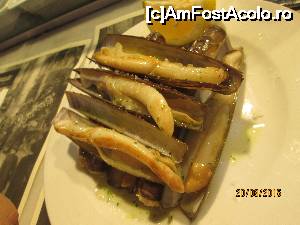 [P09] razor clams » foto by indiralisa_26
 - 
<span class="allrVoted glyphicon glyphicon-heart hidden" id="av661734"></span>
<a class="m-l-10 hidden" id="sv661734" onclick="voting_Foto_DelVot(,661734,1999)" role="button">șterge vot <span class="glyphicon glyphicon-remove"></span></a>
<a id="v9661734" class=" c-red"  onclick="voting_Foto_SetVot(661734)" role="button"><span class="glyphicon glyphicon-heart-empty"></span> <b>LIKE</b> = Votează poza</a> <img class="hidden"  id="f661734W9" src="/imagini/loader.gif" border="0" /><span class="AjErrMes hidden" id="e661734ErM"></span>
