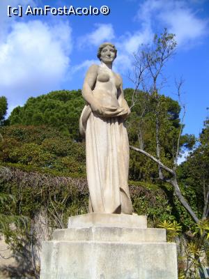 [P01] Statuie la intrarea in parc. Se profileaza elegant si maiestuos pe albastrul cer. » foto by NAZARICA
 - 
<span class="allrVoted glyphicon glyphicon-heart hidden" id="av801057"></span>
<a class="m-l-10 hidden" id="sv801057" onclick="voting_Foto_DelVot(,801057,1999)" role="button">șterge vot <span class="glyphicon glyphicon-remove"></span></a>
<a id="v9801057" class=" c-red"  onclick="voting_Foto_SetVot(801057)" role="button"><span class="glyphicon glyphicon-heart-empty"></span> <b>LIKE</b> = Votează poza</a> <img class="hidden"  id="f801057W9" src="/imagini/loader.gif" border="0" /><span class="AjErrMes hidden" id="e801057ErM"></span>