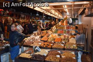 [P04] Piata La Boqueria » foto by paulcta
 - 
<span class="allrVoted glyphicon glyphicon-heart hidden" id="av817002"></span>
<a class="m-l-10 hidden" id="sv817002" onclick="voting_Foto_DelVot(,817002,1999)" role="button">șterge vot <span class="glyphicon glyphicon-remove"></span></a>
<a id="v9817002" class=" c-red"  onclick="voting_Foto_SetVot(817002)" role="button"><span class="glyphicon glyphicon-heart-empty"></span> <b>LIKE</b> = Votează poza</a> <img class="hidden"  id="f817002W9" src="/imagini/loader.gif" border="0" /><span class="AjErrMes hidden" id="e817002ErM"></span>