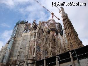 [P22] Barcelona, Basilica de la Sagrada Familia: fațada sudică » foto by mariana.olaru
 - 
<span class="allrVoted glyphicon glyphicon-heart hidden" id="av368748"></span>
<a class="m-l-10 hidden" id="sv368748" onclick="voting_Foto_DelVot(,368748,1999)" role="button">șterge vot <span class="glyphicon glyphicon-remove"></span></a>
<a id="v9368748" class=" c-red"  onclick="voting_Foto_SetVot(368748)" role="button"><span class="glyphicon glyphicon-heart-empty"></span> <b>LIKE</b> = Votează poza</a> <img class="hidden"  id="f368748W9" src="/imagini/loader.gif" border="0" /><span class="AjErrMes hidden" id="e368748ErM"></span>