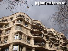[P72] Barcelona: Casa Mila (”La Pedrera”): din decorul fațadei » foto by mariana.olaru
 - 
<span class="allrVoted glyphicon glyphicon-heart hidden" id="av373591"></span>
<a class="m-l-10 hidden" id="sv373591" onclick="voting_Foto_DelVot(,373591,1999)" role="button">șterge vot <span class="glyphicon glyphicon-remove"></span></a>
<a id="v9373591" class=" c-red"  onclick="voting_Foto_SetVot(373591)" role="button"><span class="glyphicon glyphicon-heart-empty"></span> <b>LIKE</b> = Votează poza</a> <img class="hidden"  id="f373591W9" src="/imagini/loader.gif" border="0" /><span class="AjErrMes hidden" id="e373591ErM"></span>