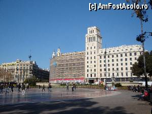 [P10] Barcelona, Plaça de Catalunya- Banco Espanyol de Credito » foto by mariana.olaru
 - 
<span class="allrVoted glyphicon glyphicon-heart hidden" id="av380136"></span>
<a class="m-l-10 hidden" id="sv380136" onclick="voting_Foto_DelVot(,380136,1999)" role="button">șterge vot <span class="glyphicon glyphicon-remove"></span></a>
<a id="v9380136" class=" c-red"  onclick="voting_Foto_SetVot(380136)" role="button"><span class="glyphicon glyphicon-heart-empty"></span> <b>LIKE</b> = Votează poza</a> <img class="hidden"  id="f380136W9" src="/imagini/loader.gif" border="0" /><span class="AjErrMes hidden" id="e380136ErM"></span>