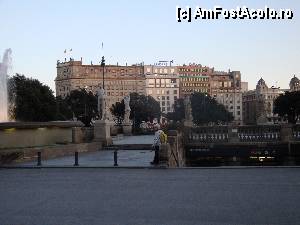 [P22] Barcelona, Plaça de Catalunya la apus » foto by mariana.olaru
 - 
<span class="allrVoted glyphicon glyphicon-heart hidden" id="av380150"></span>
<a class="m-l-10 hidden" id="sv380150" onclick="voting_Foto_DelVot(,380150,1999)" role="button">șterge vot <span class="glyphicon glyphicon-remove"></span></a>
<a id="v9380150" class=" c-red"  onclick="voting_Foto_SetVot(380150)" role="button"><span class="glyphicon glyphicon-heart-empty"></span> <b>LIKE</b> = Votează poza</a> <img class="hidden"  id="f380150W9" src="/imagini/loader.gif" border="0" /><span class="AjErrMes hidden" id="e380150ErM"></span>