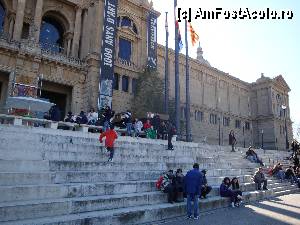 [P60] Barcelona: odihnind pe treptele terasei de la Palatul Național » foto by mariana.olaru
 - 
<span class="allrVoted glyphicon glyphicon-heart hidden" id="av380211"></span>
<a class="m-l-10 hidden" id="sv380211" onclick="voting_Foto_DelVot(,380211,1999)" role="button">șterge vot <span class="glyphicon glyphicon-remove"></span></a>
<a id="v9380211" class=" c-red"  onclick="voting_Foto_SetVot(380211)" role="button"><span class="glyphicon glyphicon-heart-empty"></span> <b>LIKE</b> = Votează poza</a> <img class="hidden"  id="f380211W9" src="/imagini/loader.gif" border="0" /><span class="AjErrMes hidden" id="e380211ErM"></span>