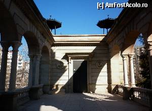 [P101] Barcelona, Parc de la Ciutadella: pe platforma superioară a templului din ansamblul monumental La Cascada » foto by mariana.olaru
 - 
<span class="allrVoted glyphicon glyphicon-heart hidden" id="av388391"></span>
<a class="m-l-10 hidden" id="sv388391" onclick="voting_Foto_DelVot(,388391,1999)" role="button">șterge vot <span class="glyphicon glyphicon-remove"></span></a>
<a id="v9388391" class=" c-red"  onclick="voting_Foto_SetVot(388391)" role="button"><span class="glyphicon glyphicon-heart-empty"></span> <b>LIKE</b> = Votează poza</a> <img class="hidden"  id="f388391W9" src="/imagini/loader.gif" border="0" /><span class="AjErrMes hidden" id="e388391ErM"></span>