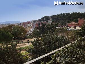[P11] Barcelona, Parc Güell: o priveliște panoramică spre zona centrală a parcului. În deapta imaginii se zărește Placa de la Natura.  » foto by mariana.olaru
 - 
<span class="allrVoted glyphicon glyphicon-heart hidden" id="av388223"></span>
<a class="m-l-10 hidden" id="sv388223" onclick="voting_Foto_DelVot(,388223,1999)" role="button">șterge vot <span class="glyphicon glyphicon-remove"></span></a>
<a id="v9388223" class=" c-red"  onclick="voting_Foto_SetVot(388223)" role="button"><span class="glyphicon glyphicon-heart-empty"></span> <b>LIKE</b> = Votează poza</a> <img class="hidden"  id="f388223W9" src="/imagini/loader.gif" border="0" /><span class="AjErrMes hidden" id="e388223ErM"></span>