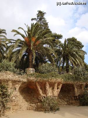 [P15] Barcelona, Parc Güell: fragment de decor în ” Plaça de la Natura” » foto by mariana.olaru
 - 
<span class="allrVoted glyphicon glyphicon-heart hidden" id="av388227"></span>
<a class="m-l-10 hidden" id="sv388227" onclick="voting_Foto_DelVot(,388227,1999)" role="button">șterge vot <span class="glyphicon glyphicon-remove"></span></a>
<a id="v9388227" class=" c-red"  onclick="voting_Foto_SetVot(388227)" role="button"><span class="glyphicon glyphicon-heart-empty"></span> <b>LIKE</b> = Votează poza</a> <img class="hidden"  id="f388227W9" src="/imagini/loader.gif" border="0" /><span class="AjErrMes hidden" id="e388227ErM"></span>