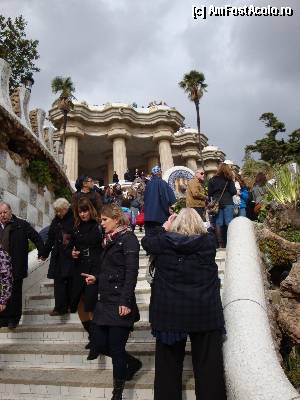 [P47] Barcelona, Parc Güell: urcând pe ”L'escalinata i el drac” » foto by mariana.olaru
 - 
<span class="allrVoted glyphicon glyphicon-heart hidden" id="av388299"></span>
<a class="m-l-10 hidden" id="sv388299" onclick="voting_Foto_DelVot(,388299,1999)" role="button">șterge vot <span class="glyphicon glyphicon-remove"></span></a>
<a id="v9388299" class=" c-red"  onclick="voting_Foto_SetVot(388299)" role="button"><span class="glyphicon glyphicon-heart-empty"></span> <b>LIKE</b> = Votează poza</a> <img class="hidden"  id="f388299W9" src="/imagini/loader.gif" border="0" /><span class="AjErrMes hidden" id="e388299ErM"></span>