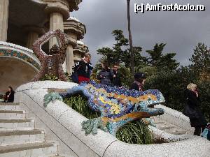 [P52] Barcelona, Parc Güell: ”L'escalinata i el drac”, secțiunea cu salamandra » foto by mariana.olaru
 - 
<span class="allrVoted glyphicon glyphicon-heart hidden" id="av388306"></span>
<a class="m-l-10 hidden" id="sv388306" onclick="voting_Foto_DelVot(,388306,1999)" role="button">șterge vot <span class="glyphicon glyphicon-remove"></span></a>
<a id="v9388306" class=" c-red"  onclick="voting_Foto_SetVot(388306)" role="button"><span class="glyphicon glyphicon-heart-empty"></span> <b>LIKE</b> = Votează poza</a> <img class="hidden"  id="f388306W9" src="/imagini/loader.gif" border="0" /><span class="AjErrMes hidden" id="e388306ErM"></span>