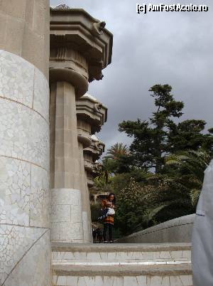 [P56] Barcelona, Parc Güell: urcând spre Sala Hipòstila (Sala Colonadelor)  » foto by mariana.olaru
 - 
<span class="allrVoted glyphicon glyphicon-heart hidden" id="av388312"></span>
<a class="m-l-10 hidden" id="sv388312" onclick="voting_Foto_DelVot(,388312,1999)" role="button">șterge vot <span class="glyphicon glyphicon-remove"></span></a>
<a id="v9388312" class=" c-red"  onclick="voting_Foto_SetVot(388312)" role="button"><span class="glyphicon glyphicon-heart-empty"></span> <b>LIKE</b> = Votează poza</a> <img class="hidden"  id="f388312W9" src="/imagini/loader.gif" border="0" /><span class="AjErrMes hidden" id="e388312ErM"></span>