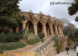 [P64] Barcelona, Parc Güell: viaduct cuib de pasăre de la nivelul superior al parcului » foto by mariana.olaru
 - 
<span class="allrVoted glyphicon glyphicon-heart hidden" id="av388327"></span>
<a class="m-l-10 hidden" id="sv388327" onclick="voting_Foto_DelVot(,388327,1999)" role="button">șterge vot <span class="glyphicon glyphicon-remove"></span></a>
<a id="v9388327" class=" c-red"  onclick="voting_Foto_SetVot(388327)" role="button"><span class="glyphicon glyphicon-heart-empty"></span> <b>LIKE</b> = Votează poza</a> <img class="hidden"  id="f388327W9" src="/imagini/loader.gif" border="0" /><span class="AjErrMes hidden" id="e388327ErM"></span>