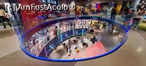 [P46] Magazinul clubului FC Barcelona » foto by irinad
 - 
<span class="allrVoted glyphicon glyphicon-heart hidden" id="av1409740"></span>
<a class="m-l-10 hidden" id="sv1409740" onclick="voting_Foto_DelVot(,1409740,1999)" role="button">șterge vot <span class="glyphicon glyphicon-remove"></span></a>
<a id="v91409740" class=" c-red"  onclick="voting_Foto_SetVot(1409740)" role="button"><span class="glyphicon glyphicon-heart-empty"></span> <b>LIKE</b> = Votează poza</a> <img class="hidden"  id="f1409740W9" src="/imagini/loader.gif" border="0" /><span class="AjErrMes hidden" id="e1409740ErM"></span>