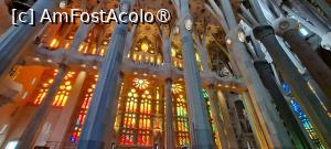 [P58] Interior Sagrada Familia » foto by irinad
 - 
<span class="allrVoted glyphicon glyphicon-heart hidden" id="av1409752"></span>
<a class="m-l-10 hidden" id="sv1409752" onclick="voting_Foto_DelVot(,1409752,1999)" role="button">șterge vot <span class="glyphicon glyphicon-remove"></span></a>
<a id="v91409752" class=" c-red"  onclick="voting_Foto_SetVot(1409752)" role="button"><span class="glyphicon glyphicon-heart-empty"></span> <b>LIKE</b> = Votează poza</a> <img class="hidden"  id="f1409752W9" src="/imagini/loader.gif" border="0" /><span class="AjErrMes hidden" id="e1409752ErM"></span>