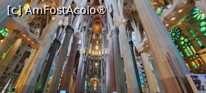 [P59] Interior Sagrada Familia » foto by irinad
 - 
<span class="allrVoted glyphicon glyphicon-heart hidden" id="av1409753"></span>
<a class="m-l-10 hidden" id="sv1409753" onclick="voting_Foto_DelVot(,1409753,1999)" role="button">șterge vot <span class="glyphicon glyphicon-remove"></span></a>
<a id="v91409753" class=" c-red"  onclick="voting_Foto_SetVot(1409753)" role="button"><span class="glyphicon glyphicon-heart-empty"></span> <b>LIKE</b> = Votează poza</a> <img class="hidden"  id="f1409753W9" src="/imagini/loader.gif" border="0" /><span class="AjErrMes hidden" id="e1409753ErM"></span>
