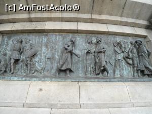 [P15] Barcelona. Baza Momumentului Columb. Regii Ferdinand și Isabella acceptă și finanțează planul lui Columb.  » foto by mihaelavoicu
 - 
<span class="allrVoted glyphicon glyphicon-heart hidden" id="av1154271"></span>
<a class="m-l-10 hidden" id="sv1154271" onclick="voting_Foto_DelVot(,1154271,1999)" role="button">șterge vot <span class="glyphicon glyphicon-remove"></span></a>
<a id="v91154271" class=" c-red"  onclick="voting_Foto_SetVot(1154271)" role="button"><span class="glyphicon glyphicon-heart-empty"></span> <b>LIKE</b> = Votează poza</a> <img class="hidden"  id="f1154271W9" src="/imagini/loader.gif" border="0" /><span class="AjErrMes hidden" id="e1154271ErM"></span>