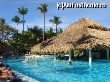 [P11] swim-up bar si sezlonguri in piscina » foto by rodica p
 - 
<span class="allrVoted glyphicon glyphicon-heart hidden" id="av54358"></span>
<a class="m-l-10 hidden" id="sv54358" onclick="voting_Foto_DelVot(,54358,2013)" role="button">șterge vot <span class="glyphicon glyphicon-remove"></span></a>
<a id="v954358" class=" c-red"  onclick="voting_Foto_SetVot(54358)" role="button"><span class="glyphicon glyphicon-heart-empty"></span> <b>LIKE</b> = Votează poza</a> <img class="hidden"  id="f54358W9" src="/imagini/loader.gif" border="0" /><span class="AjErrMes hidden" id="e54358ErM"></span>