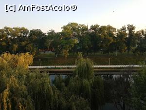 [P16] De pe balcon » foto by ams
 - 
<span class="allrVoted glyphicon glyphicon-heart hidden" id="av1012925"></span>
<a class="m-l-10 hidden" id="sv1012925" onclick="voting_Foto_DelVot(,1012925,2031)" role="button">șterge vot <span class="glyphicon glyphicon-remove"></span></a>
<a id="v91012925" class=" c-red"  onclick="voting_Foto_SetVot(1012925)" role="button"><span class="glyphicon glyphicon-heart-empty"></span> <b>LIKE</b> = Votează poza</a> <img class="hidden"  id="f1012925W9" src="/imagini/loader.gif" border="0" /><span class="AjErrMes hidden" id="e1012925ErM"></span>