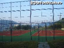 [P26] Cele 2 terenuri de tenis ce apartin hotelului Gomar Lux » foto by ileanaxperta*
 - 
<span class="allrVoted glyphicon glyphicon-heart hidden" id="av173200"></span>
<a class="m-l-10 hidden" id="sv173200" onclick="voting_Foto_DelVot(,173200,2038)" role="button">șterge vot <span class="glyphicon glyphicon-remove"></span></a>
<a id="v9173200" class=" c-red"  onclick="voting_Foto_SetVot(173200)" role="button"><span class="glyphicon glyphicon-heart-empty"></span> <b>LIKE</b> = Votează poza</a> <img class="hidden"  id="f173200W9" src="/imagini/loader.gif" border="0" /><span class="AjErrMes hidden" id="e173200ErM"></span>