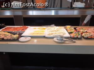 [P26] Micul dejun » foto by roxxie
 - 
<span class="allrVoted glyphicon glyphicon-heart hidden" id="av1514408"></span>
<a class="m-l-10 hidden" id="sv1514408" onclick="voting_Foto_DelVot(,1514408,2111)" role="button">șterge vot <span class="glyphicon glyphicon-remove"></span></a>
<a id="v91514408" class=" c-red"  onclick="voting_Foto_SetVot(1514408)" role="button"><span class="glyphicon glyphicon-heart-empty"></span> <b>LIKE</b> = Votează poza</a> <img class="hidden"  id="f1514408W9" src="/imagini/loader.gif" border="0" /><span class="AjErrMes hidden" id="e1514408ErM"></span>