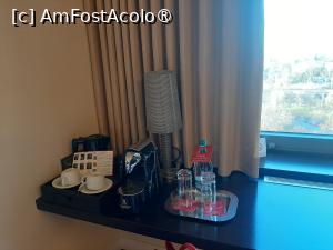 [P04] Apa din partea casei si zona pentru prepararea cafelei si a ceaiului » foto by roxxie
 - 
<span class="allrVoted glyphicon glyphicon-heart hidden" id="av1514386"></span>
<a class="m-l-10 hidden" id="sv1514386" onclick="voting_Foto_DelVot(,1514386,2111)" role="button">șterge vot <span class="glyphicon glyphicon-remove"></span></a>
<a id="v91514386" class=" c-red"  onclick="voting_Foto_SetVot(1514386)" role="button"><span class="glyphicon glyphicon-heart-empty"></span> <b>LIKE</b> = Votează poza</a> <img class="hidden"  id="f1514386W9" src="/imagini/loader.gif" border="0" /><span class="AjErrMes hidden" id="e1514386ErM"></span>