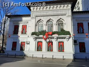 [P45] Admirând clădirile frumos decorate din oraș » foto by roxxie
 - 
<span class="allrVoted glyphicon glyphicon-heart hidden" id="av1514427"></span>
<a class="m-l-10 hidden" id="sv1514427" onclick="voting_Foto_DelVot(,1514427,2111)" role="button">șterge vot <span class="glyphicon glyphicon-remove"></span></a>
<a id="v91514427" class=" c-red"  onclick="voting_Foto_SetVot(1514427)" role="button"><span class="glyphicon glyphicon-heart-empty"></span> <b>LIKE</b> = Votează poza</a> <img class="hidden"  id="f1514427W9" src="/imagini/loader.gif" border="0" /><span class="AjErrMes hidden" id="e1514427ErM"></span>