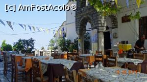 [P33] Tsagkarada, o bisericuta si mesele tavernei Agnanti » foto by mecut
 - 
<span class="allrVoted glyphicon glyphicon-heart hidden" id="av1105212"></span>
<a class="m-l-10 hidden" id="sv1105212" onclick="voting_Foto_DelVot(,1105212,2124)" role="button">șterge vot <span class="glyphicon glyphicon-remove"></span></a>
<a id="v91105212" class=" c-red"  onclick="voting_Foto_SetVot(1105212)" role="button"><span class="glyphicon glyphicon-heart-empty"></span> <b>LIKE</b> = Votează poza</a> <img class="hidden"  id="f1105212W9" src="/imagini/loader.gif" border="0" /><span class="AjErrMes hidden" id="e1105212ErM"></span>