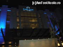 [P01] Hotel iluminat noaptea » foto by leonmaximilian
 - 
<span class="allrVoted glyphicon glyphicon-heart hidden" id="av271443"></span>
<a class="m-l-10 hidden" id="sv271443" onclick="voting_Foto_DelVot(,271443,2171)" role="button">șterge vot <span class="glyphicon glyphicon-remove"></span></a>
<a id="v9271443" class=" c-red"  onclick="voting_Foto_SetVot(271443)" role="button"><span class="glyphicon glyphicon-heart-empty"></span> <b>LIKE</b> = Votează poza</a> <img class="hidden"  id="f271443W9" src="/imagini/loader.gif" border="0" /><span class="AjErrMes hidden" id="e271443ErM"></span>