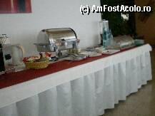 [P23] Hotel Opal Cluj Napoca - la micul dejun - un fel de mini bufet suedez. » foto by presario
 - 
<span class="allrVoted glyphicon glyphicon-heart hidden" id="av72265"></span>
<a class="m-l-10 hidden" id="sv72265" onclick="voting_Foto_DelVot(,72265,2204)" role="button">șterge vot <span class="glyphicon glyphicon-remove"></span></a>
<a id="v972265" class=" c-red"  onclick="voting_Foto_SetVot(72265)" role="button"><span class="glyphicon glyphicon-heart-empty"></span> <b>LIKE</b> = Votează poza</a> <img class="hidden"  id="f72265W9" src="/imagini/loader.gif" border="0" /><span class="AjErrMes hidden" id="e72265ErM"></span>