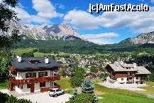 [P03] Vedere asupra statiunii Cortina d'Ampezzo » foto by BOGDAN DSN
 - 
<span class="allrVoted glyphicon glyphicon-heart hidden" id="av263548"></span>
<a class="m-l-10 hidden" id="sv263548" onclick="voting_Foto_DelVot(,263548,2211)" role="button">șterge vot <span class="glyphicon glyphicon-remove"></span></a>
<a id="v9263548" class=" c-red"  onclick="voting_Foto_SetVot(263548)" role="button"><span class="glyphicon glyphicon-heart-empty"></span> <b>LIKE</b> = Votează poza</a> <img class="hidden"  id="f263548W9" src="/imagini/loader.gif" border="0" /><span class="AjErrMes hidden" id="e263548ErM"></span>