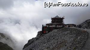 [P08] Ziua 1: restaurantul Tibet, cota 2800.  » foto by Camelia19
 - 
<span class="allrVoted glyphicon glyphicon-heart hidden" id="av681193"></span>
<a class="m-l-10 hidden" id="sv681193" onclick="voting_Foto_DelVot(,681193,2211)" role="button">șterge vot <span class="glyphicon glyphicon-remove"></span></a>
<a id="v9681193" class=" c-red"  onclick="voting_Foto_SetVot(681193)" role="button"><span class="glyphicon glyphicon-heart-empty"></span> <b>LIKE</b> = Votează poza</a> <img class="hidden"  id="f681193W9" src="/imagini/loader.gif" border="0" /><span class="AjErrMes hidden" id="e681193ErM"></span>