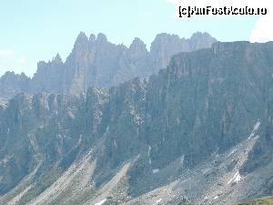 [P22] Spre Cinque Torri parca nu mai suntem pe pamant » foto by claudiu 71
 - 
<span class="allrVoted glyphicon glyphicon-heart hidden" id="av674390"></span>
<a class="m-l-10 hidden" id="sv674390" onclick="voting_Foto_DelVot(,674390,2211)" role="button">șterge vot <span class="glyphicon glyphicon-remove"></span></a>
<a id="v9674390" class=" c-red"  onclick="voting_Foto_SetVot(674390)" role="button"><span class="glyphicon glyphicon-heart-empty"></span> <b>LIKE</b> = Votează poza</a> <img class="hidden"  id="f674390W9" src="/imagini/loader.gif" border="0" /><span class="AjErrMes hidden" id="e674390ErM"></span>