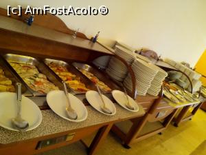 [P09] restaurant dimineata la ora 8 » foto by dantonela06
 - 
<span class="allrVoted glyphicon glyphicon-heart hidden" id="av772063"></span>
<a class="m-l-10 hidden" id="sv772063" onclick="voting_Foto_DelVot(,772063,2246)" role="button">șterge vot <span class="glyphicon glyphicon-remove"></span></a>
<a id="v9772063" class=" c-red"  onclick="voting_Foto_SetVot(772063)" role="button"><span class="glyphicon glyphicon-heart-empty"></span> <b>LIKE</b> = Votează poza</a> <img class="hidden"  id="f772063W9" src="/imagini/loader.gif" border="0" /><span class="AjErrMes hidden" id="e772063ErM"></span>