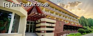[P05] Hotel Ciucas-Vedere » foto by iluminarea-spirituala
 - 
<span class="allrVoted glyphicon glyphicon-heart hidden" id="av1128425"></span>
<a class="m-l-10 hidden" id="sv1128425" onclick="voting_Foto_DelVot(,1128425,2272)" role="button">șterge vot <span class="glyphicon glyphicon-remove"></span></a>
<a id="v91128425" class=" c-red"  onclick="voting_Foto_SetVot(1128425)" role="button"><span class="glyphicon glyphicon-heart-empty"></span> <b>LIKE</b> = Votează poza</a> <img class="hidden"  id="f1128425W9" src="/imagini/loader.gif" border="0" /><span class="AjErrMes hidden" id="e1128425ErM"></span>