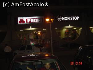 [P10] la parterul hotelului, pe exterior in stanga intrarii la hotel » foto by dorinakiss
 - 
<span class="allrVoted glyphicon glyphicon-heart hidden" id="av856997"></span>
<a class="m-l-10 hidden" id="sv856997" onclick="voting_Foto_DelVot(,856997,2283)" role="button">șterge vot <span class="glyphicon glyphicon-remove"></span></a>
<a id="v9856997" class=" c-red"  onclick="voting_Foto_SetVot(856997)" role="button"><span class="glyphicon glyphicon-heart-empty"></span> <b>LIKE</b> = Votează poza</a> <img class="hidden"  id="f856997W9" src="/imagini/loader.gif" border="0" /><span class="AjErrMes hidden" id="e856997ErM"></span>