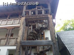 [P02] Vila Bârsana - scara exterioară » foto by calator2000
 - 
<span class="allrVoted glyphicon glyphicon-heart hidden" id="av1313519"></span>
<a class="m-l-10 hidden" id="sv1313519" onclick="voting_Foto_DelVot(,1313519,2299)" role="button">șterge vot <span class="glyphicon glyphicon-remove"></span></a>
<a id="v91313519" class=" c-red"  onclick="voting_Foto_SetVot(1313519)" role="button"><span class="glyphicon glyphicon-heart-empty"></span> <b>LIKE</b> = Votează poza</a> <img class="hidden"  id="f1313519W9" src="/imagini/loader.gif" border="0" /><span class="AjErrMes hidden" id="e1313519ErM"></span>