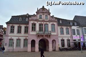 [P27] Trier - palatul Walderdorff, chiar vizavi de dom » foto by Dragoș_MD
 - 
<span class="allrVoted glyphicon glyphicon-heart hidden" id="av689651"></span>
<a class="m-l-10 hidden" id="sv689651" onclick="voting_Foto_DelVot(,689651,2302)" role="button">șterge vot <span class="glyphicon glyphicon-remove"></span></a>
<a id="v9689651" class=" c-red"  onclick="voting_Foto_SetVot(689651)" role="button"><span class="glyphicon glyphicon-heart-empty"></span> <b>LIKE</b> = Votează poza</a> <img class="hidden"  id="f689651W9" src="/imagini/loader.gif" border="0" /><span class="AjErrMes hidden" id="e689651ErM"></span>
