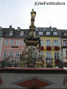 [P07] Petrusbrunnen » foto by Costi
 - 
<span class="allrVoted glyphicon glyphicon-heart hidden" id="av26117"></span>
<a class="m-l-10 hidden" id="sv26117" onclick="voting_Foto_DelVot(,26117,2302)" role="button">șterge vot <span class="glyphicon glyphicon-remove"></span></a>
<a id="v926117" class=" c-red"  onclick="voting_Foto_SetVot(26117)" role="button"><span class="glyphicon glyphicon-heart-empty"></span> <b>LIKE</b> = Votează poza</a> <img class="hidden"  id="f26117W9" src="/imagini/loader.gif" border="0" /><span class="AjErrMes hidden" id="e26117ErM"></span>