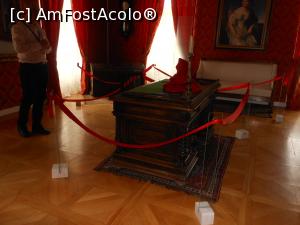 [P29] Sângeorgiu de Pădure - Castelul Rhédey. Biroul cu “inima reconstituită” a Claudiei. » foto by iulianic
 - 
<span class="allrVoted glyphicon glyphicon-heart hidden" id="av1373926"></span>
<a class="m-l-10 hidden" id="sv1373926" onclick="voting_Foto_DelVot(,1373926,2330)" role="button">șterge vot <span class="glyphicon glyphicon-remove"></span></a>
<a id="v91373926" class=" c-red"  onclick="voting_Foto_SetVot(1373926)" role="button"><span class="glyphicon glyphicon-heart-empty"></span> <b>LIKE</b> = Votează poza</a> <img class="hidden"  id="f1373926W9" src="/imagini/loader.gif" border="0" /><span class="AjErrMes hidden" id="e1373926ErM"></span>