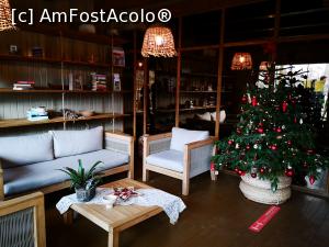 [P05] Decor la Recepție. » foto by crismis
 - 
<span class="allrVoted glyphicon glyphicon-heart hidden" id="av1211820"></span>
<a class="m-l-10 hidden" id="sv1211820" onclick="voting_Foto_DelVot(,1211820,2439)" role="button">șterge vot <span class="glyphicon glyphicon-remove"></span></a>
<a id="v91211820" class=" c-red"  onclick="voting_Foto_SetVot(1211820)" role="button"><span class="glyphicon glyphicon-heart-empty"></span> <b>LIKE</b> = Votează poza</a> <img class="hidden"  id="f1211820W9" src="/imagini/loader.gif" border="0" /><span class="AjErrMes hidden" id="e1211820ErM"></span>