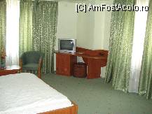[P02] Tulcea - Hotel Rex - se vede ca a fost o camera spatioasa » foto by Diaura*
 - 
<span class="allrVoted glyphicon glyphicon-heart hidden" id="av69782"></span>
<a class="m-l-10 hidden" id="sv69782" onclick="voting_Foto_DelVot(,69782,2445)" role="button">șterge vot <span class="glyphicon glyphicon-remove"></span></a>
<a id="v969782" class=" c-red"  onclick="voting_Foto_SetVot(69782)" role="button"><span class="glyphicon glyphicon-heart-empty"></span> <b>LIKE</b> = Votează poza</a> <img class="hidden"  id="f69782W9" src="/imagini/loader.gif" border="0" /><span class="AjErrMes hidden" id="e69782ErM"></span>
