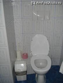 [P08] Tulcea - Hotel Rex - pacat ca nu s-a asortat gresia cu culoarea dominata a camerei » foto by Diaura*
 - 
<span class="allrVoted glyphicon glyphicon-heart hidden" id="av69788"></span>
<a class="m-l-10 hidden" id="sv69788" onclick="voting_Foto_DelVot(,69788,2445)" role="button">șterge vot <span class="glyphicon glyphicon-remove"></span></a>
<a id="v969788" class=" c-red"  onclick="voting_Foto_SetVot(69788)" role="button"><span class="glyphicon glyphicon-heart-empty"></span> <b>LIKE</b> = Votează poza</a> <img class="hidden"  id="f69788W9" src="/imagini/loader.gif" border="0" /><span class="AjErrMes hidden" id="e69788ErM"></span>