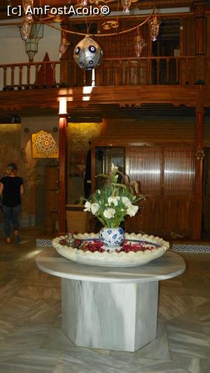 [P15] Suleymaniye Hamami » foto by ireedeejay
 - 
<span class="allrVoted glyphicon glyphicon-heart hidden" id="av1055623"></span>
<a class="m-l-10 hidden" id="sv1055623" onclick="voting_Foto_DelVot(,1055623,2468)" role="button">șterge vot <span class="glyphicon glyphicon-remove"></span></a>
<a id="v91055623" class=" c-red"  onclick="voting_Foto_SetVot(1055623)" role="button"><span class="glyphicon glyphicon-heart-empty"></span> <b>LIKE</b> = Votează poza</a> <img class="hidden"  id="f1055623W9" src="/imagini/loader.gif" border="0" /><span class="AjErrMes hidden" id="e1055623ErM"></span>