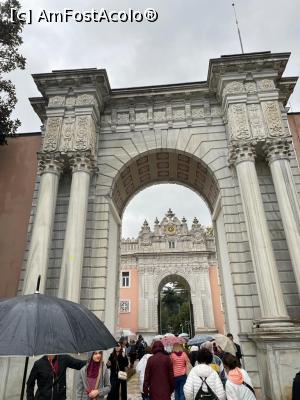 [P42] Palatul Dolmabahce » foto by michaela_1961
 - 
<span class="allrVoted glyphicon glyphicon-heart hidden" id="av1346433"></span>
<a class="m-l-10 hidden" id="sv1346433" onclick="voting_Foto_DelVot(,1346433,2468)" role="button">șterge vot <span class="glyphicon glyphicon-remove"></span></a>
<a id="v91346433" class=" c-red"  onclick="voting_Foto_SetVot(1346433)" role="button"><span class="glyphicon glyphicon-heart-empty"></span> <b>LIKE</b> = Votează poza</a> <img class="hidden"  id="f1346433W9" src="/imagini/loader.gif" border="0" /><span class="AjErrMes hidden" id="e1346433ErM"></span>